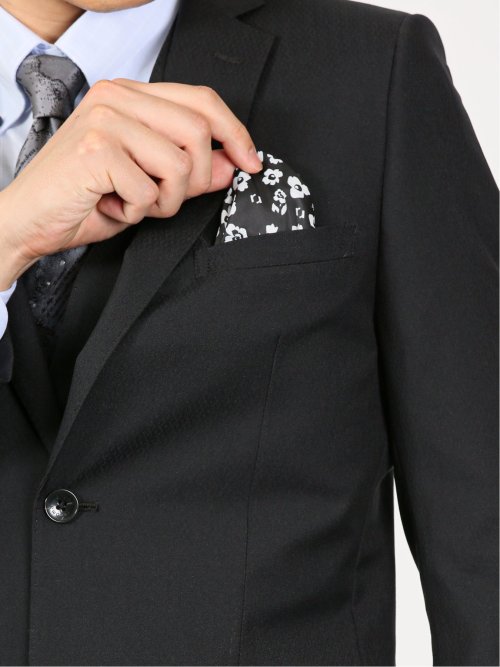 超光沢ストレッチ スリムフィット 2ボタン3ピーススーツ ジオメトリック黒