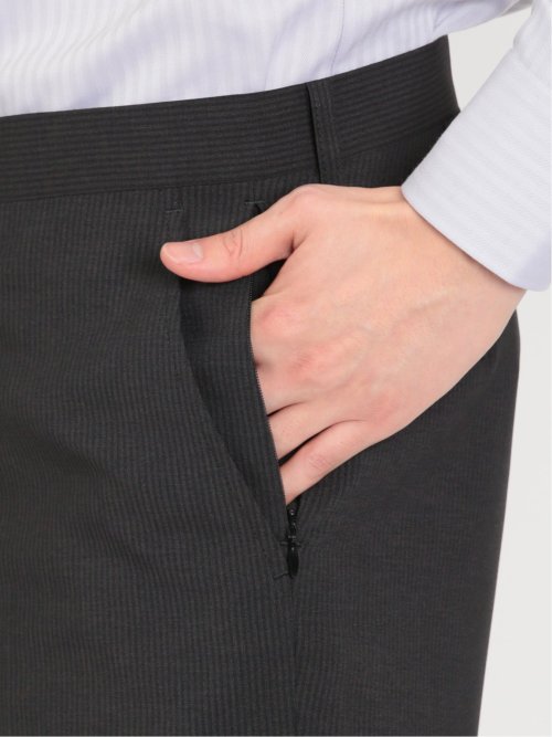 軽量ストレッチ レギュラーフィット 2ボタン2ピーススーツ ストライプ黒