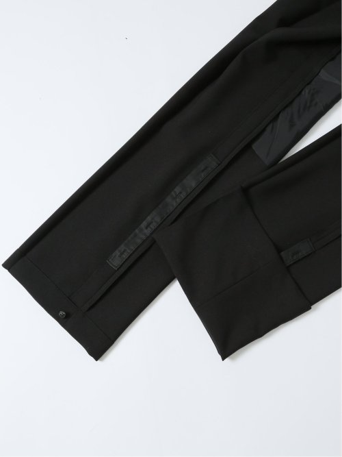 【WEB限定】裾上げ不要 ストレッチウォッシャブル 2ボタン2ピースノータック フォーマルスーツ 黒無地