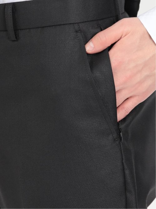 光沢ウール混 スリムフィット 2ボタン3ピーススーツ ジャガード黒