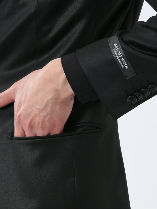 光沢ウール混 スリムフィット 2ボタン3ピーススーツ 黒無地