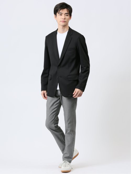 TechBlack スリムフィット 2ボタンジャケット 黒無地