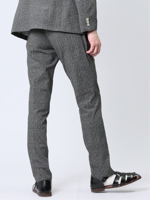 軽量 スリムフィット ノータックパンツ プリント黒(セットアップ可能)