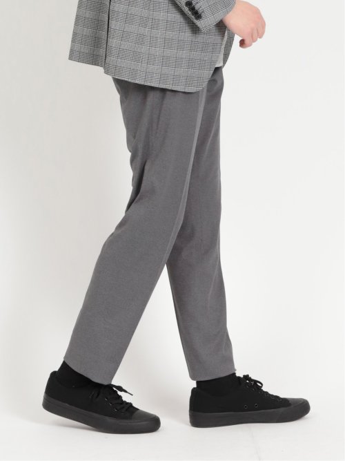 【NEW】m．f．エディトリアル/軽量ジャージ レギュラーフィット ノータックパンツ グレー(セットアップ可能) 軽量ジャージ レギュラーフィット ノータックパンツ グレー