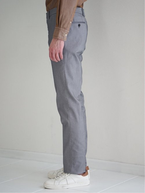 クロスストレッチ スリムフィット ノータックスラックス カルゼライトグレー