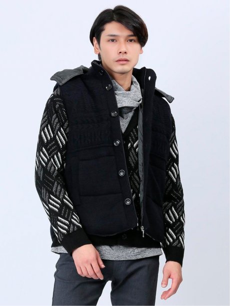 フード脱着 ケーブル編み中綿ベスト