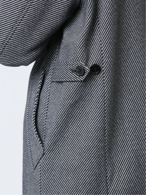 ニットメルトン スタンドフードコート