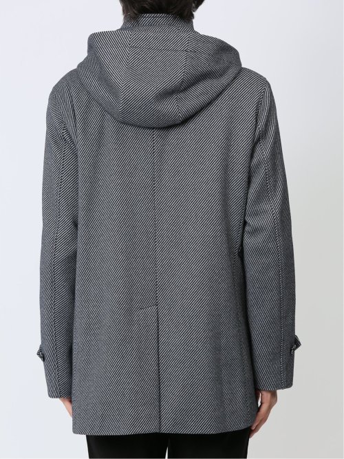 ニットメルトン スタンドフードコート