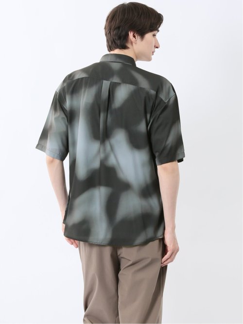 接触冷感 総柄 レギュラーカラー半袖シャツ