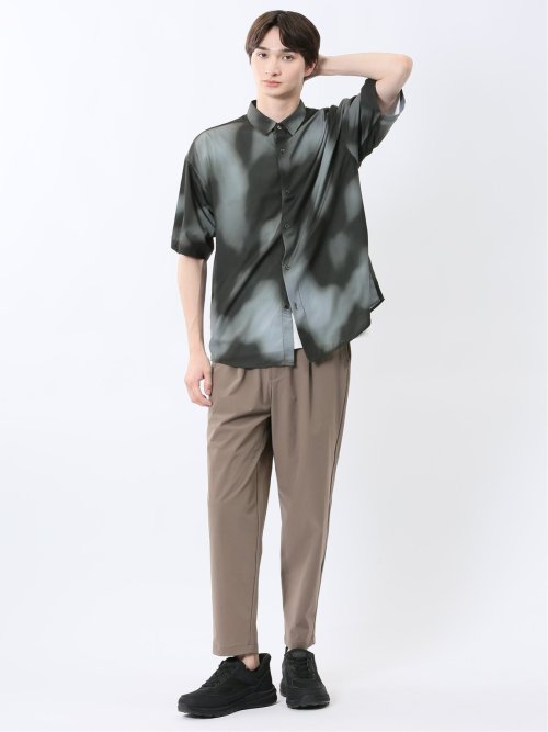 接触冷感 総柄 レギュラーカラー半袖シャツ