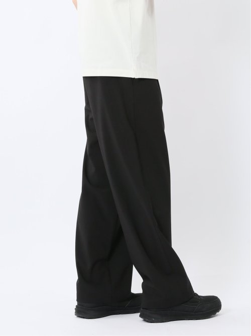 ストレッチ タック入り トラウザーパンツ