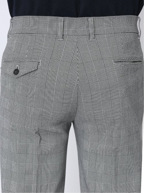 クロスストレッチ トラウザーパンツ 股下82cm