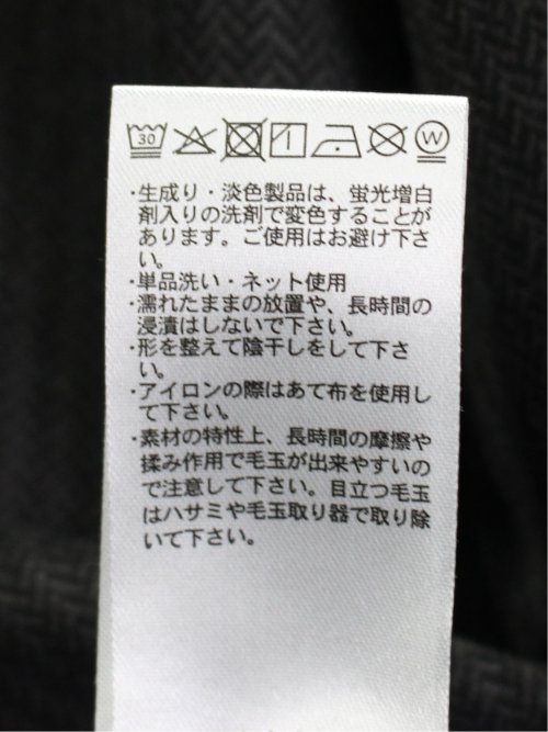 マイクロヘリンボンジャガード Vネック長袖Tシャツ