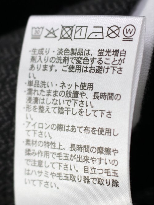 マイクロヘリンボンジャガード クルーネック長袖Tシャツ