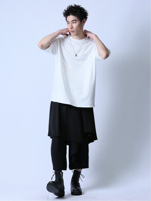 ネックレス付き クルーネック半袖Tシャツ