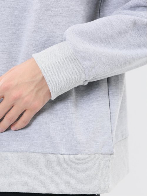 ロゴ刺繍 裏毛スエットトレーナー