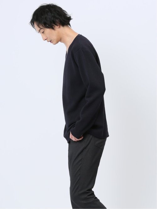 ジオメトリックジャガード フェイクVネック長袖Tシャツ