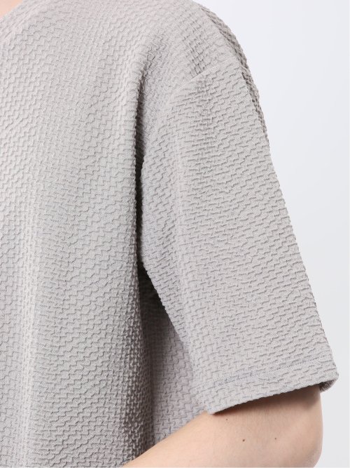 ジグザグジャガード クルーネック半袖Tシャツ