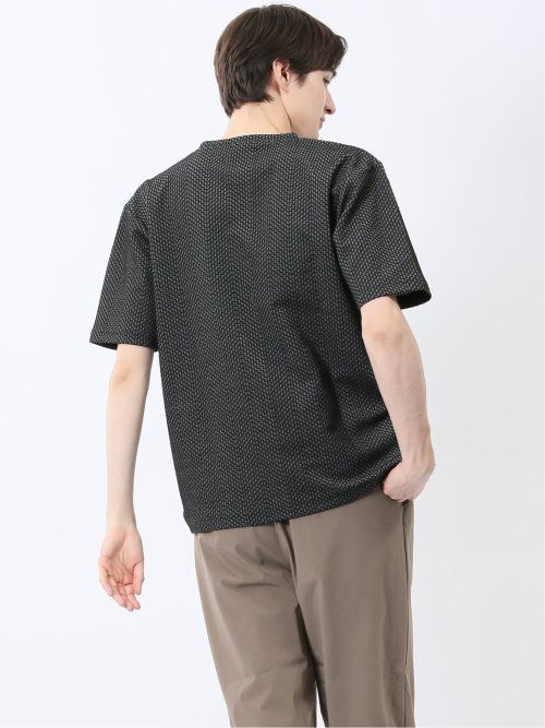 ジグザグジャガード クルーネック半袖Tシャツ