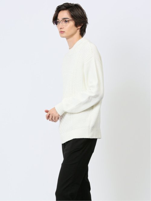 モールケーブル編み モックネックニット