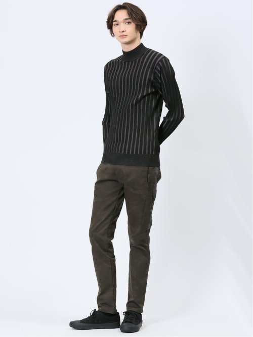 針抜きプレーティング モックネック ニット