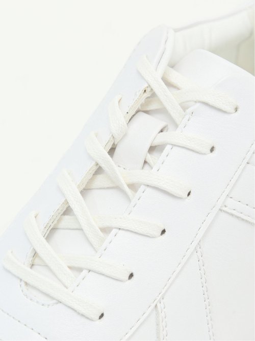 ライトウェイト スニーカー