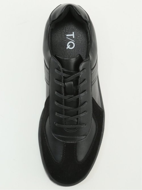 ライトウェイト スニーカー