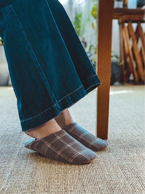 ルームシューズ フロートチェックL