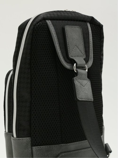 千鳥柄配色 ボディバッグ