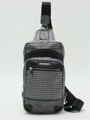 千鳥柄配色 ボディバッグ