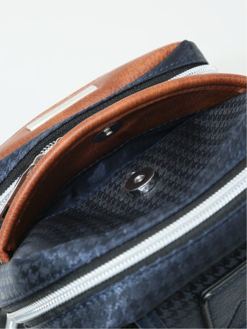 千鳥柄配色 ボディバッグ