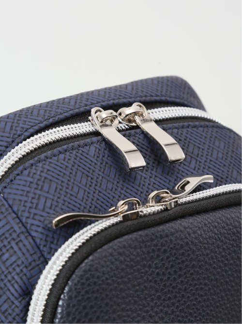 エンボス ボディバッグ