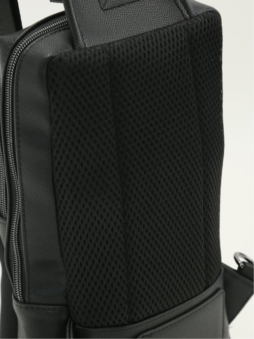 型押しコンビ ボディバッグ