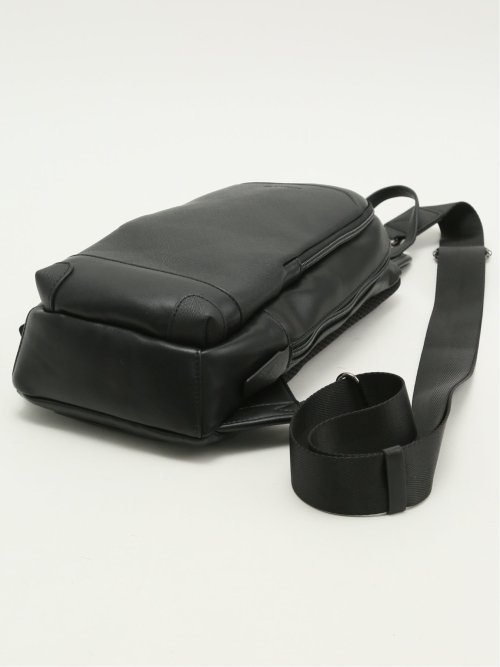 サフィアーノ型押し ボディバッグ