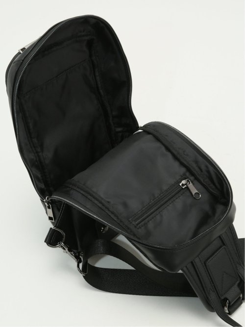 サフィアーノ型押し ボディバッグ