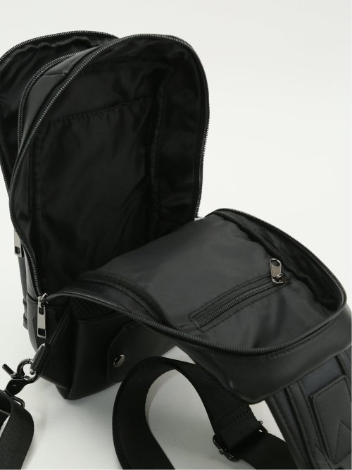 サフィアーノ型押し ボディバッグ