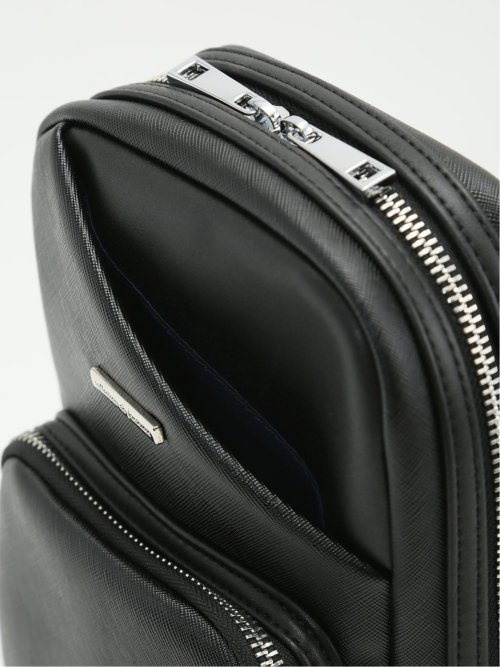 サフィアーノ型押し ボディバッグ