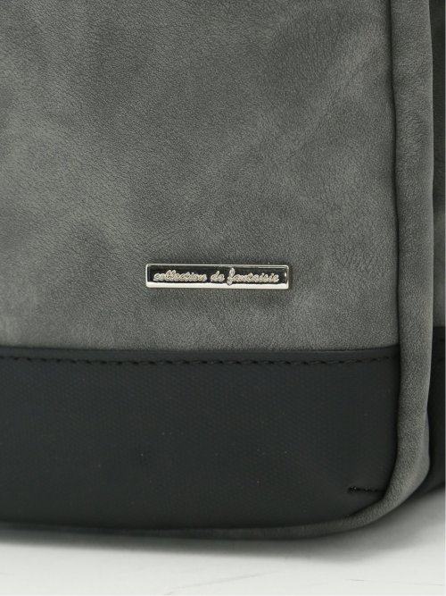 フラップ付き 縦型 ボディバッグ