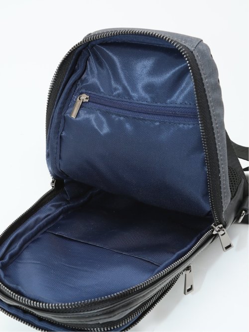 斜めZIP ボディバッグ