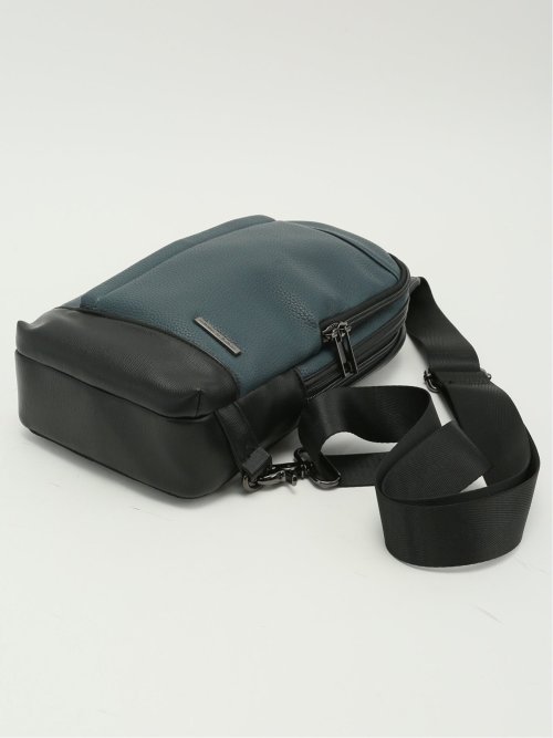 シュリンク型押し ボディバッグ