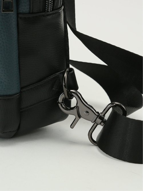 シュリンク型押し ボディバッグ