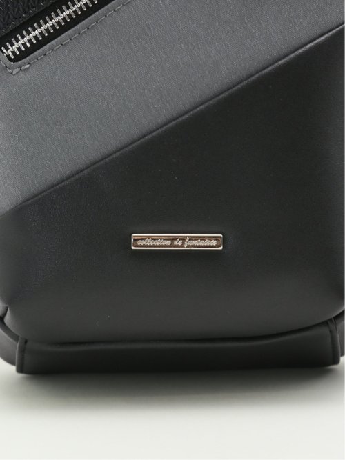 斜めジップ 切替 ボディバッグ