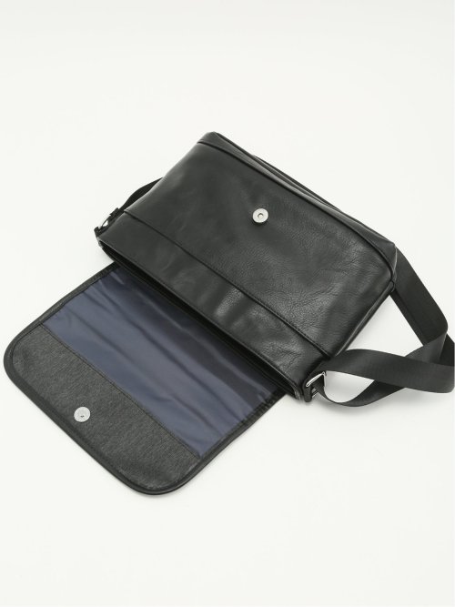 撥水 ショルダーバッグ