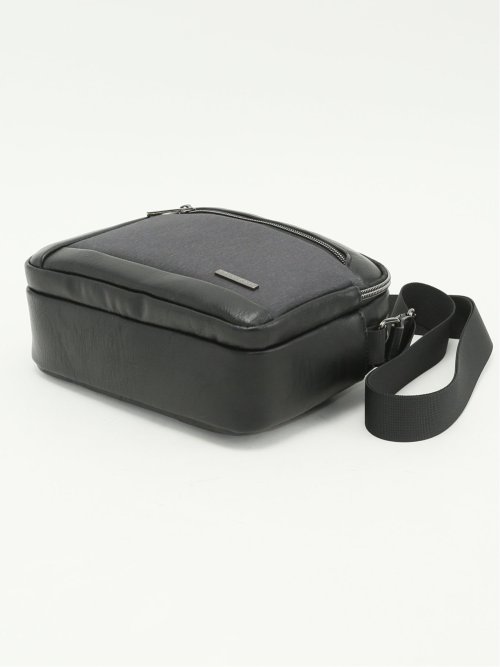 撥水 ミニショルダーバッグ