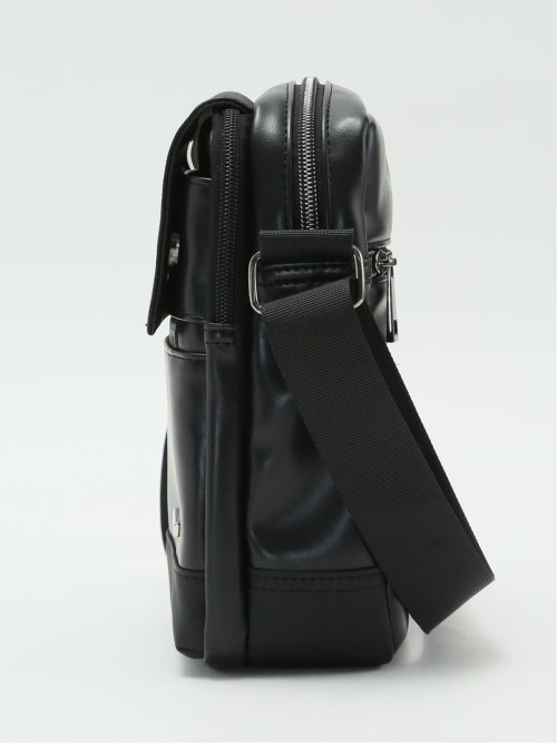 フラップ付き 縦型 ボディバッグ