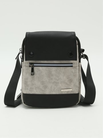 フラップ付き 縦型 ボディバッグ