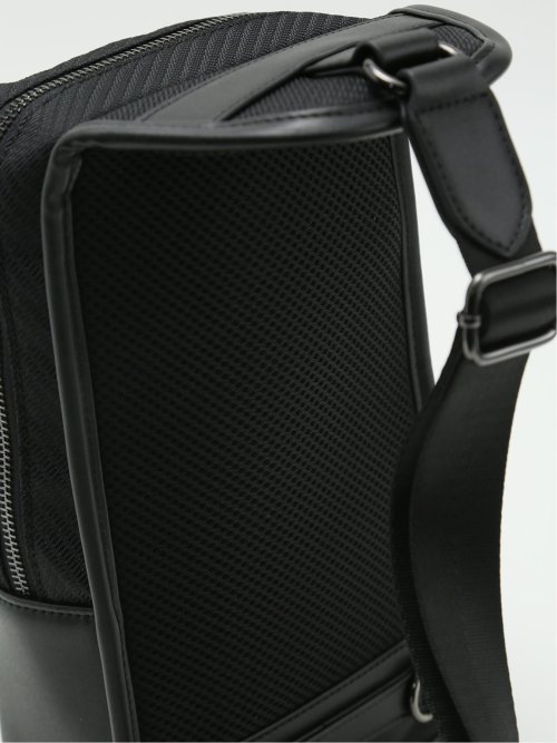 生地 ボディバッグ