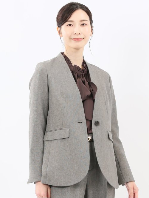 ストレッチウォッシャブル リラクシング ノーカラージャケット＋セミワイドパンツ シャークベージュ