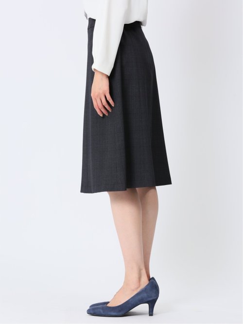 トラベスト チェック柄 フレアースカート 紺(セットアップ可能)