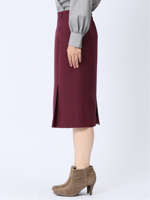 ボタン付き タイトスカート